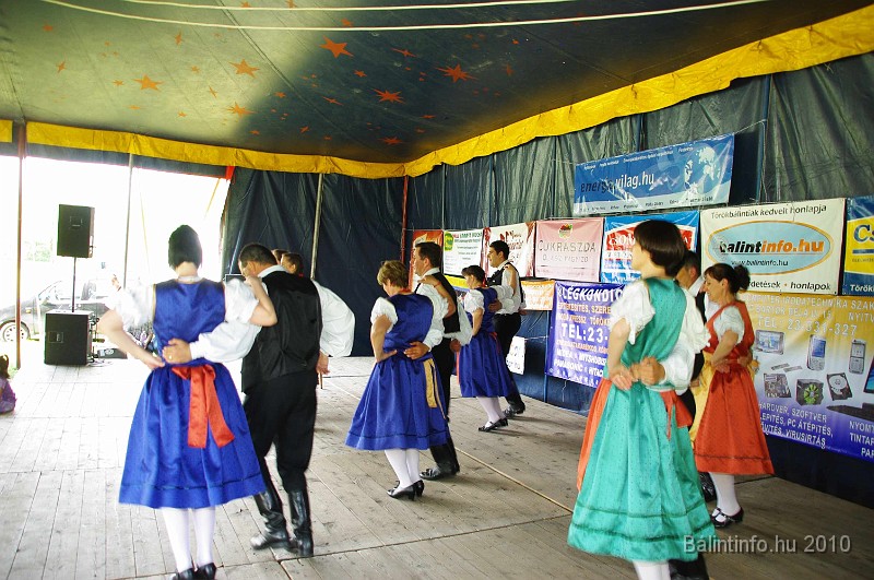varosi_majalis_fellepok_2010_154.jpg