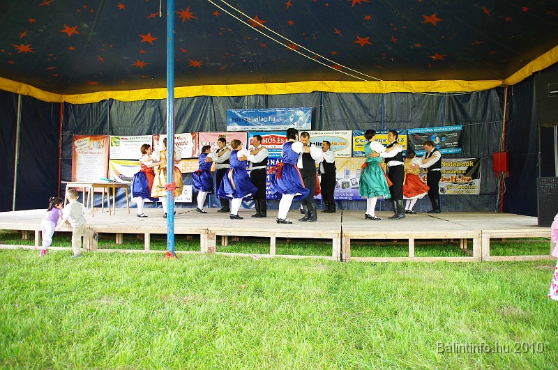 varosi_majalis_fellepok_2010_156.jpg