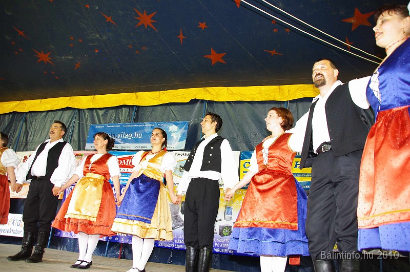 varosi_majalis_fellepok_2010_159.jpg