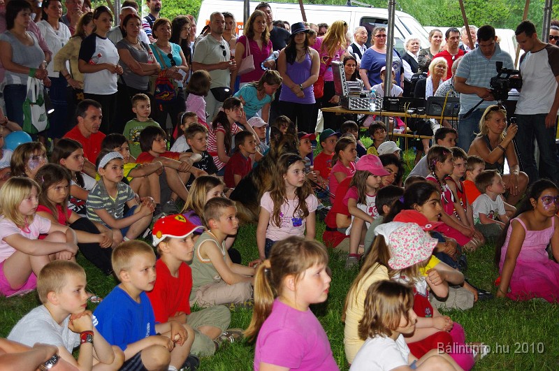 varosi_majalis_fellepok_2010_172.jpg