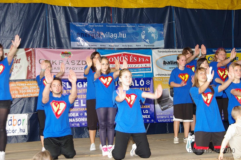 varosi_majalis_fellepok_2010_216.jpg
