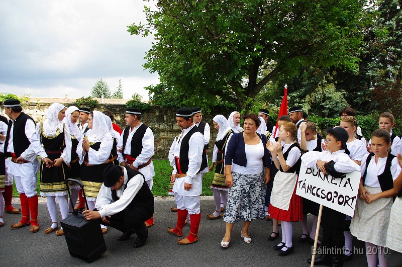 szureti_felvonulas_2010_070.jpg