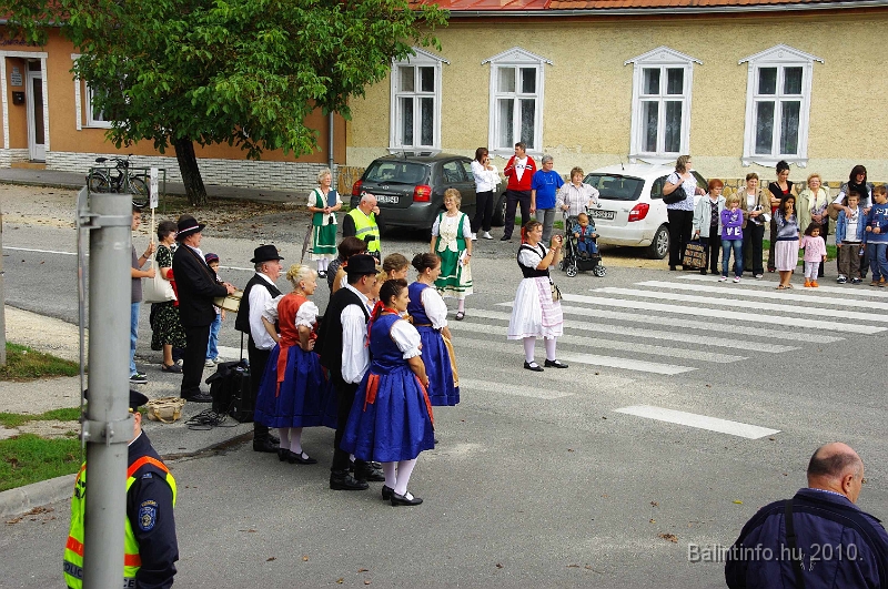 szureti_felvonulas_2010_106.jpg