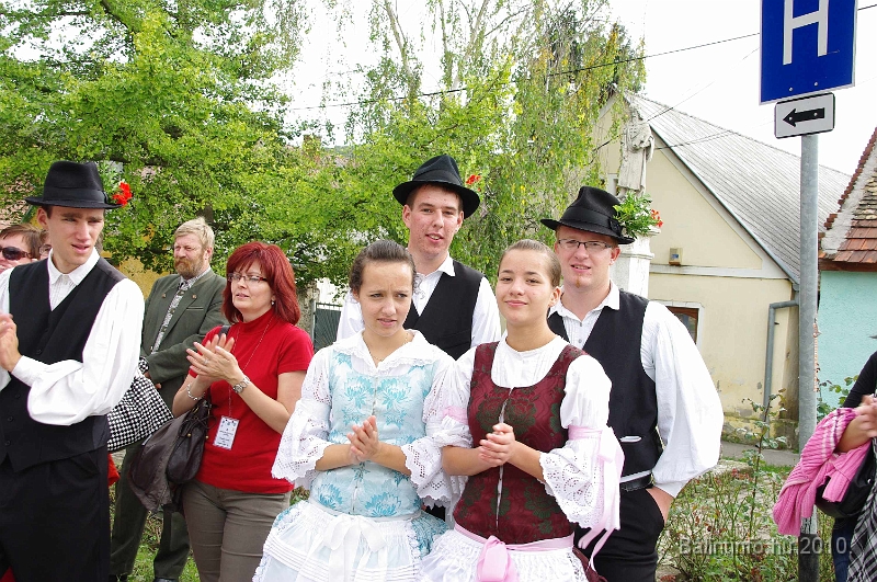 szureti_felvonulas_2010_116.jpg