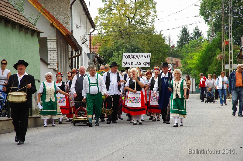 szureti_felvonulas_2010_123.jpg