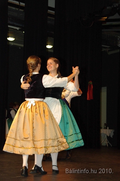 szureti_felvonulas_2010_201.jpg
