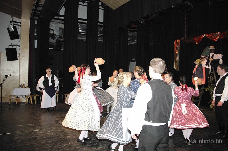 hagyomanyorzo_bal_2009_010.jpg