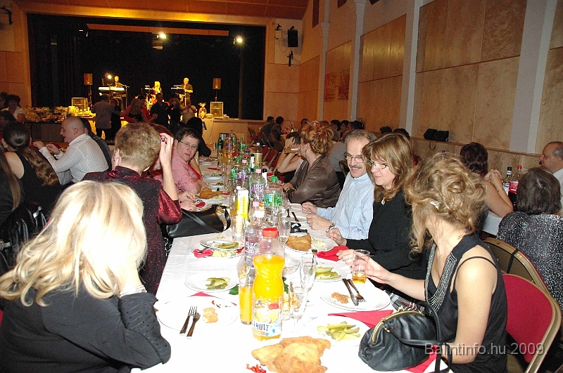 joakarat_bal_2009_torokbalint_037.jpg