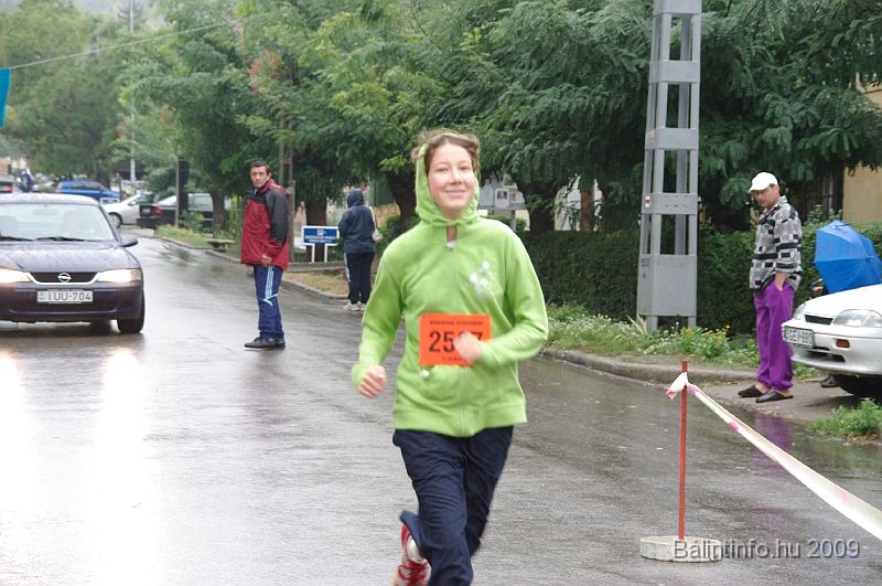 kerekdombfutas_2009_0100.jpg