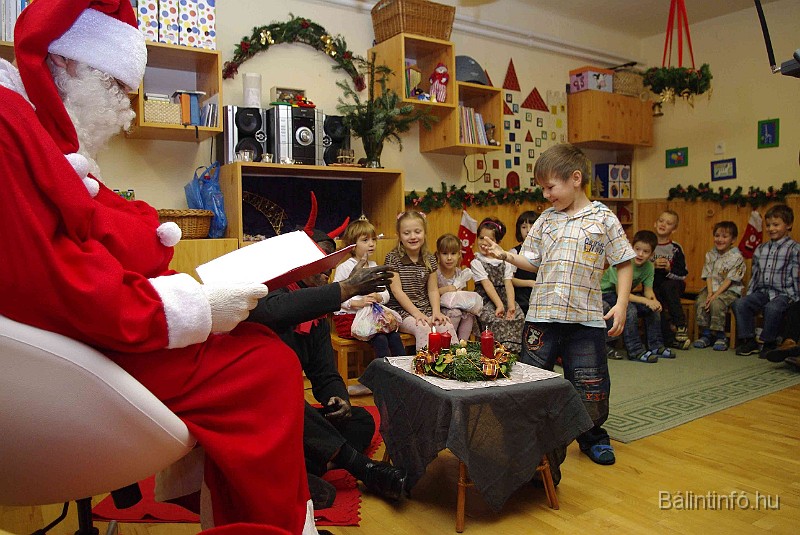 mikulas_csupasziv_2008_053.jpg
