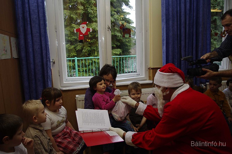 mikulas_csupasziv_2008_125.jpg