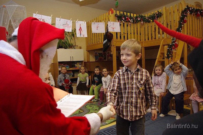 mikulas_csupasziv_2008_191.jpg