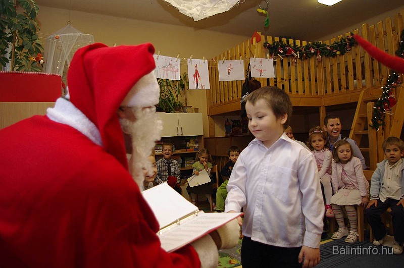 mikulas_csupasziv_2008_199.jpg