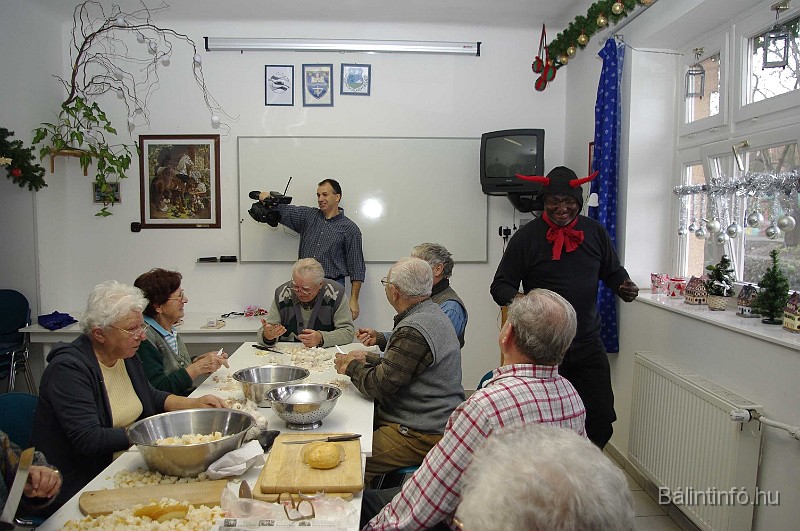 mikulas_csupasziv_2008_282.jpg