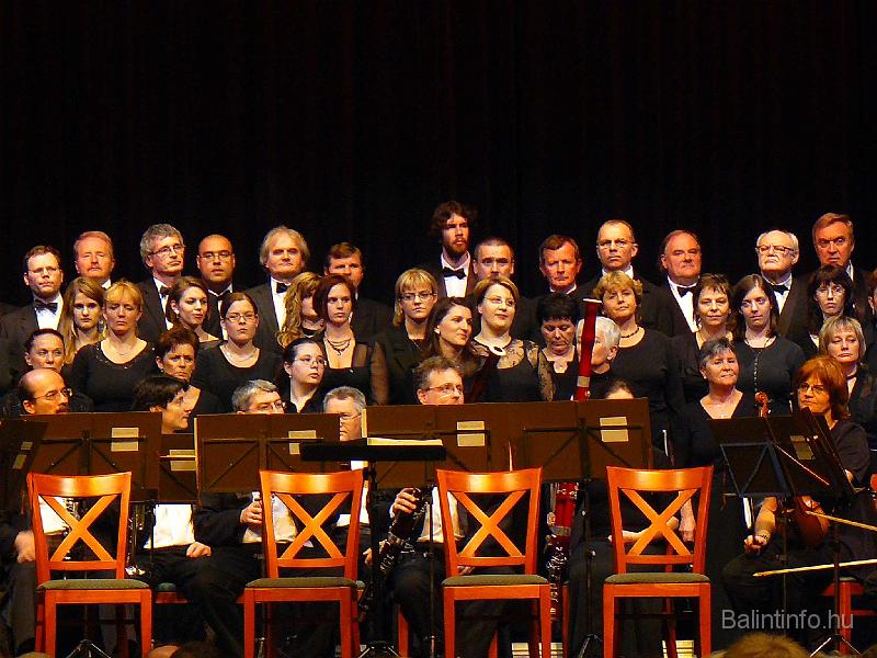 mozart_requiem_015.jpg