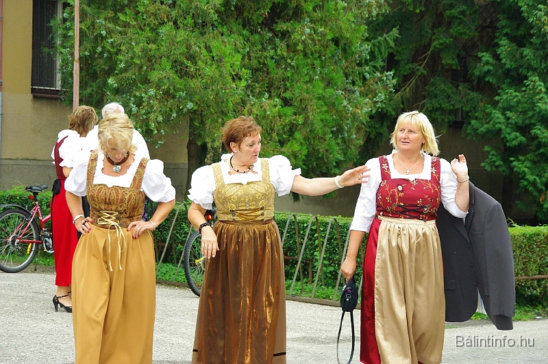negyedi_meghivas_2009_001.jpg
