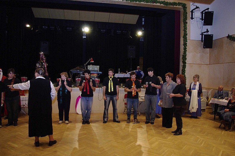 nyugdijasmikulas_2008_023.jpg