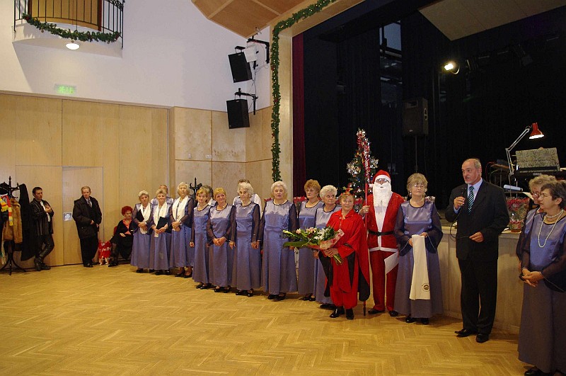 nyugdijasmikulas_2008_055.jpg