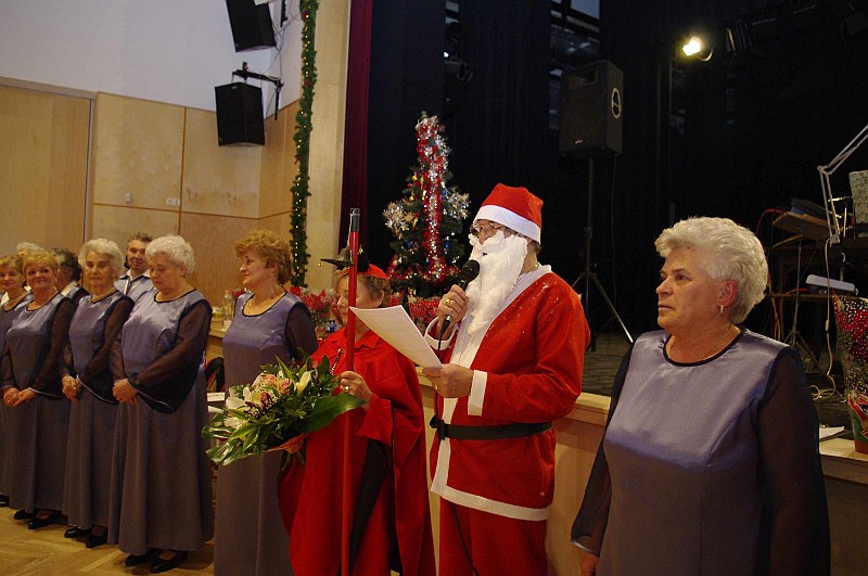 nyugdijasmikulas_2008_064.jpg