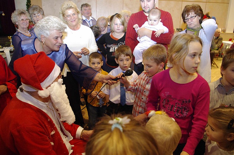 nyugdijasmikulas_2008_069.jpg