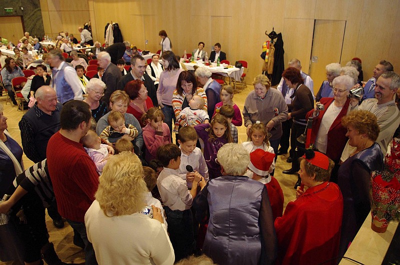 nyugdijasmikulas_2008_073.jpg