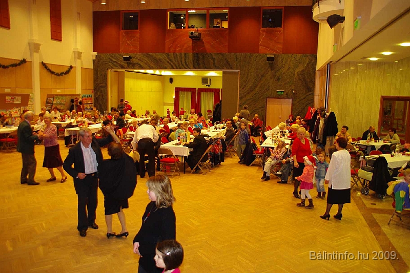 torokbalint_nyugdijasmikulas_2009_009.jpg