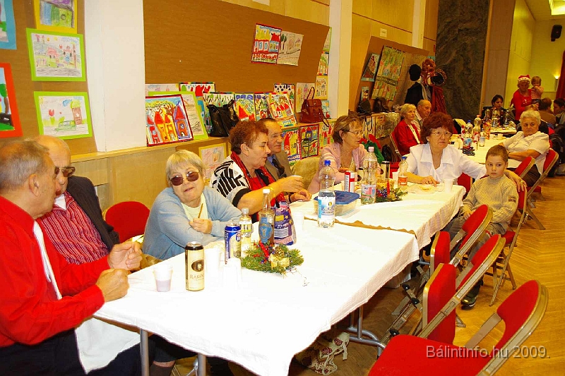 torokbalint_nyugdijasmikulas_2009_012.jpg