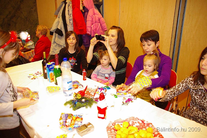 torokbalint_nyugdijasmikulas_2009_069.jpg