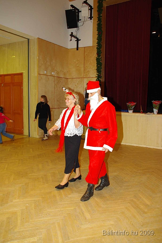 torokbalint_nyugdijasmikulas_2009_078.jpg