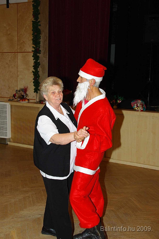torokbalint_nyugdijasmikulas_2009_083.jpg