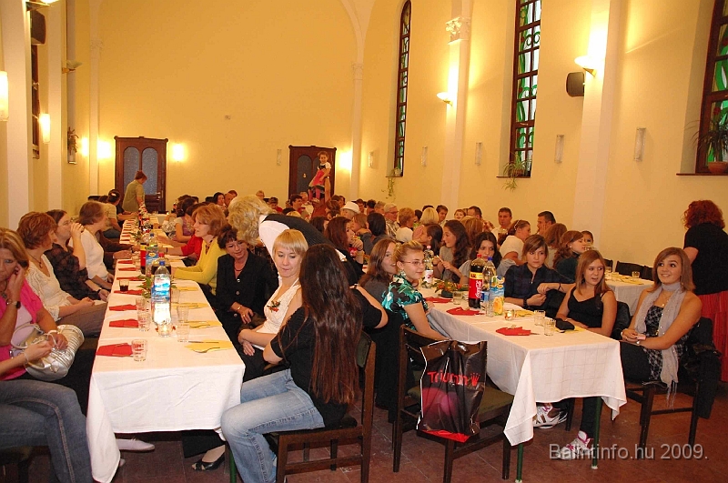susseni_diakok_bucsuztatasa_2009_031.jpg