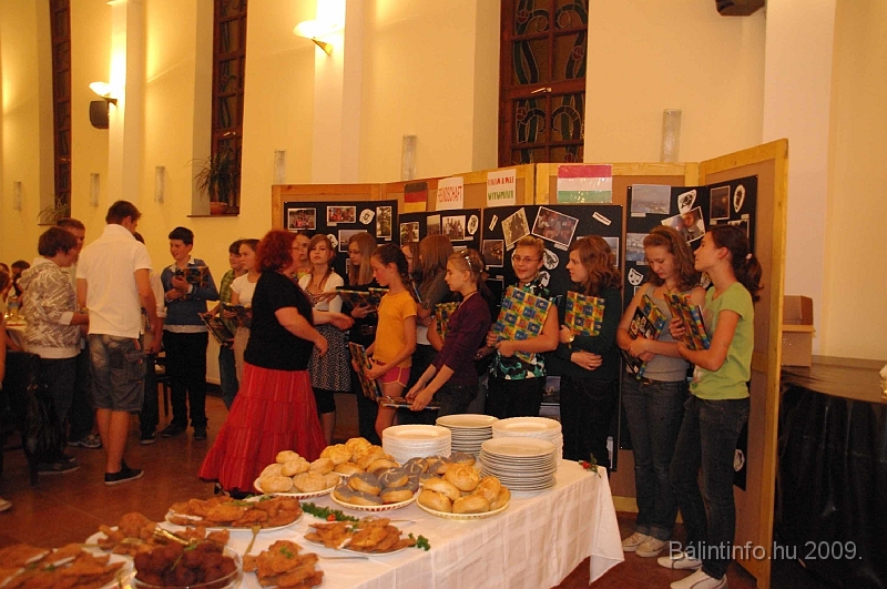 susseni_diakok_bucsuztatasa_2009_089.jpg