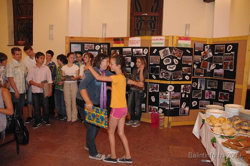 susseni_diakok_bucsuztatasa_2009_095.jpg