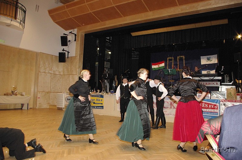 svab_bal_2009_120.jpg