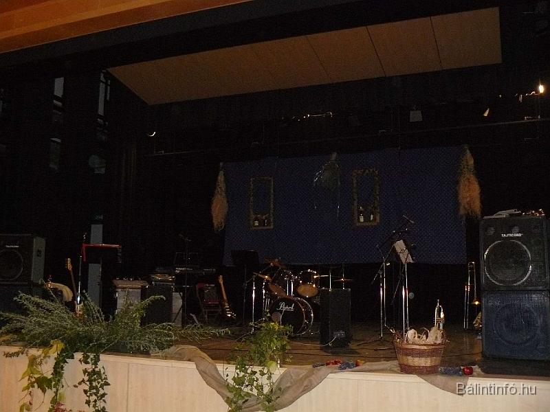 szuretibal_2008_002.jpg