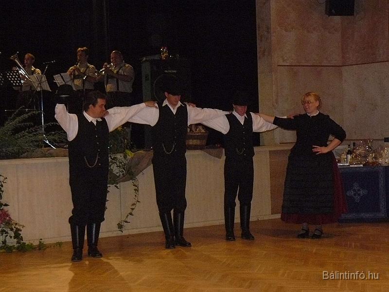 szuretibal_2008_045.jpg