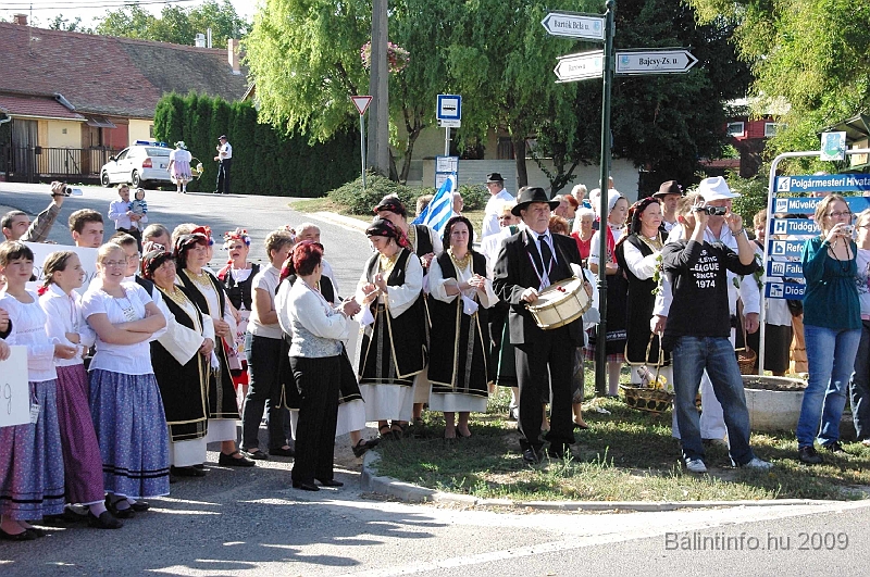 szuretibal_2009_002.jpg