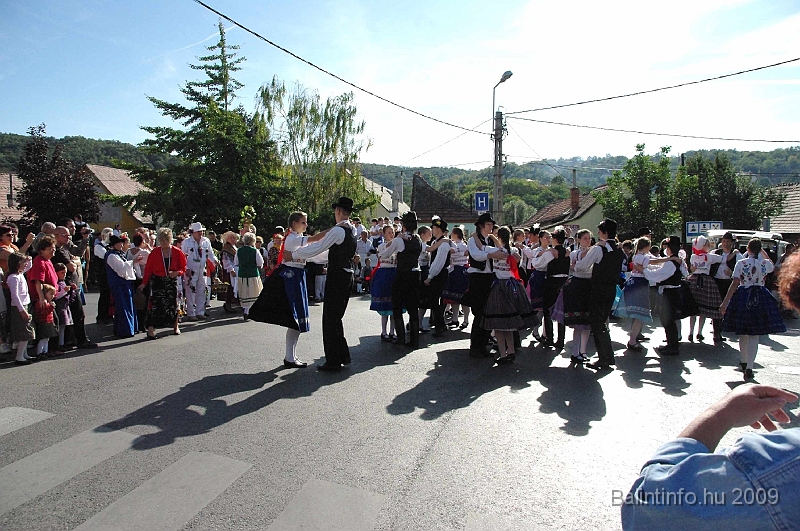 szuretibal_2009_073.jpg