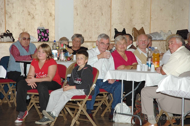 szuretibal_2009_128.jpg