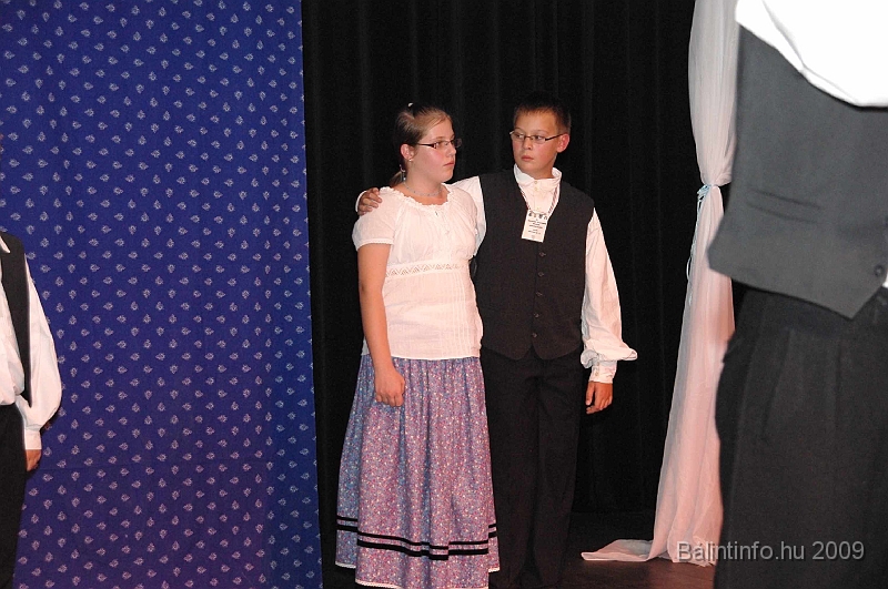 szuretibal_2009_168.jpg