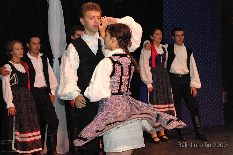 szuretibal_2009_181.jpg