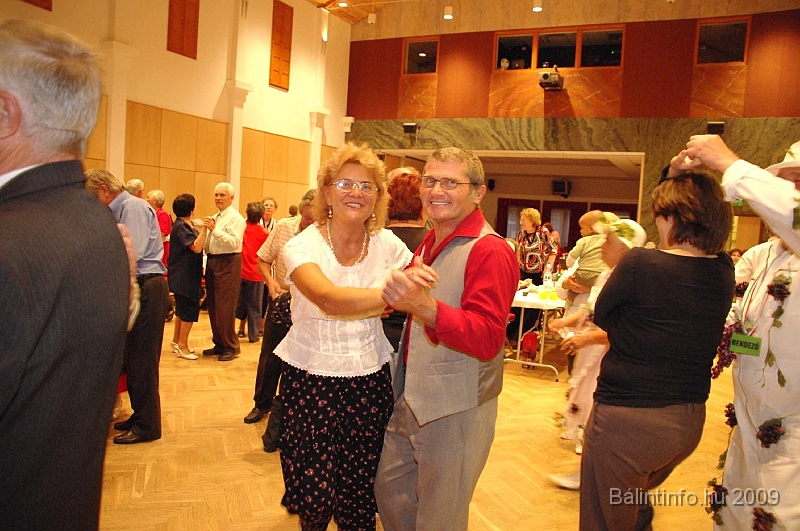 szuretibal_2009_203.jpg