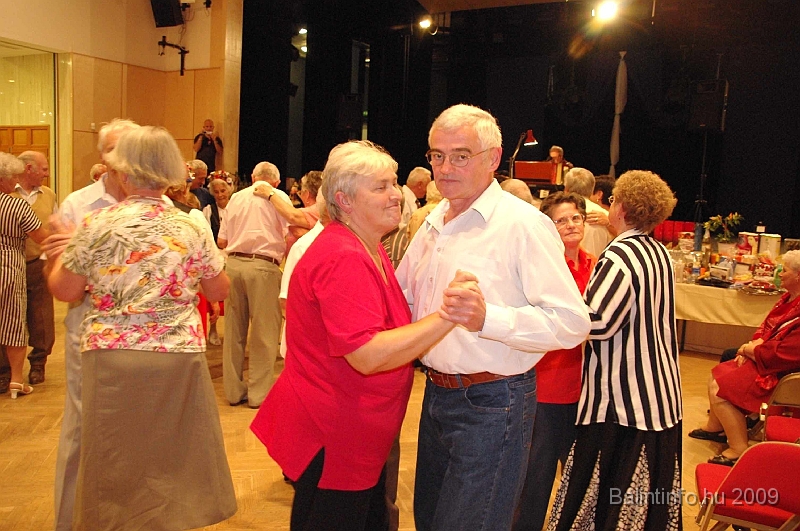 szuretibal_2009_207.jpg