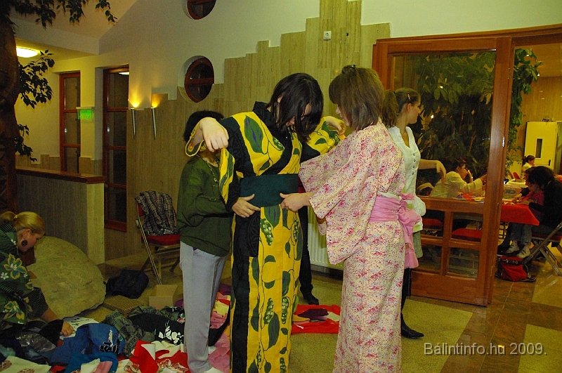 japan-magyar_est_2009.11.22.002.jpg