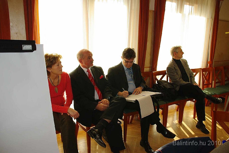 varosfejlesztocsapatjatek_2010_026.jpg