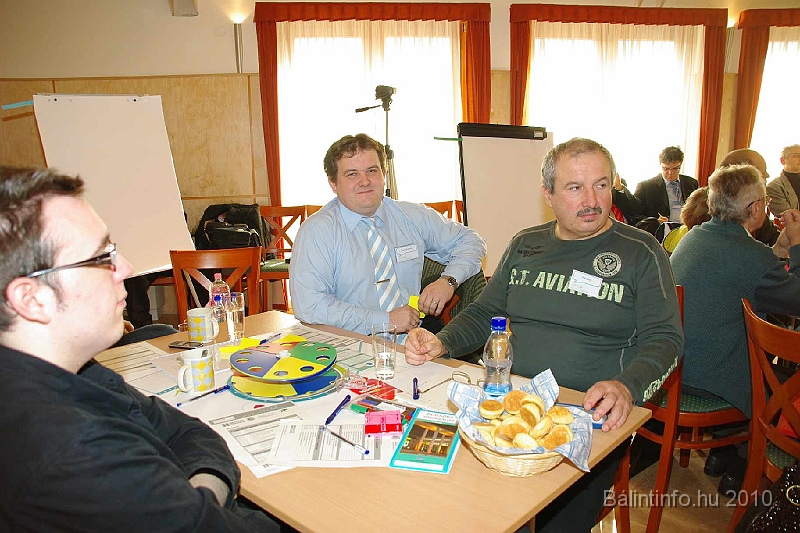 varosfejlesztocsapatjatek_2010_028.jpg