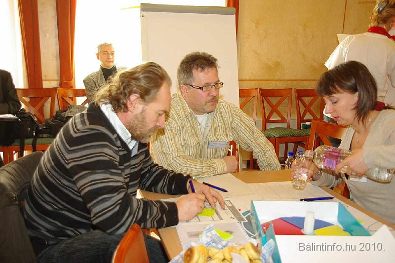 varosfejlesztocsapatjatek_2010_031.jpg