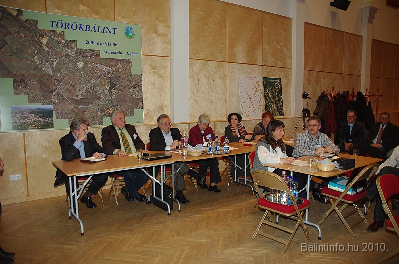 varosfejlesztocsapatjatek_2010_079.jpg