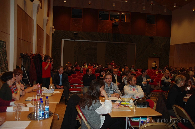 varosfejlesztocsapatjatek_2010_086.jpg